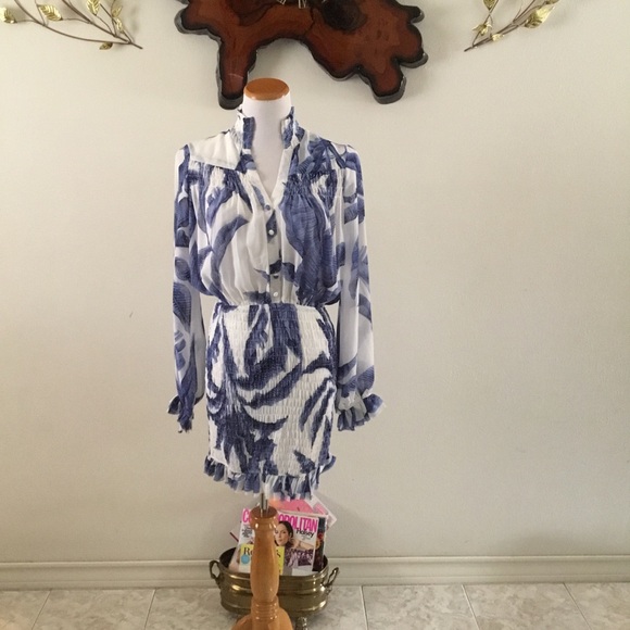 LUXXEL Dresses & Skirts - HP- LUXXEL BLUE&WHITE PRINT DRESS/LINED SHEER FULL SLEEVES/RUCHED BOTTOM/SZ S